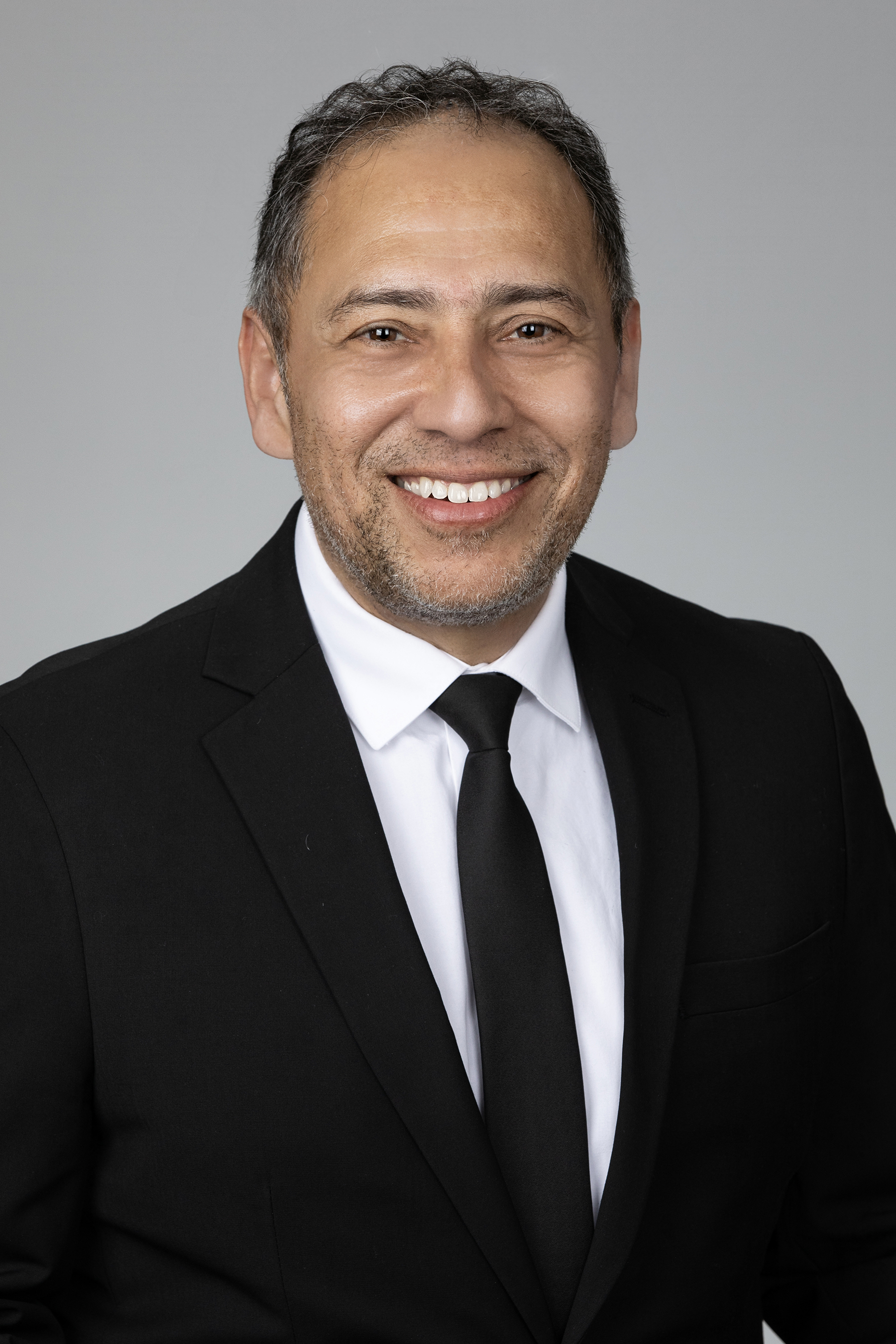 Dr. Rober Setari